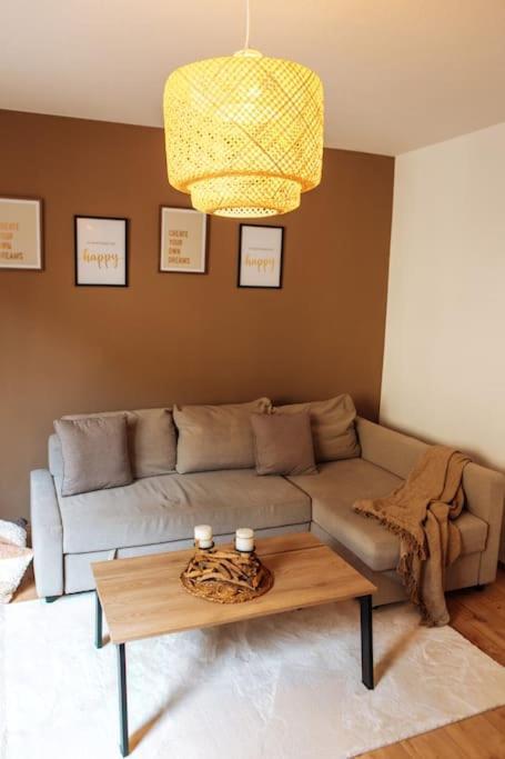 Central-Living Brown - Wifi - Netflix - 5 Pers 에센 외부 사진